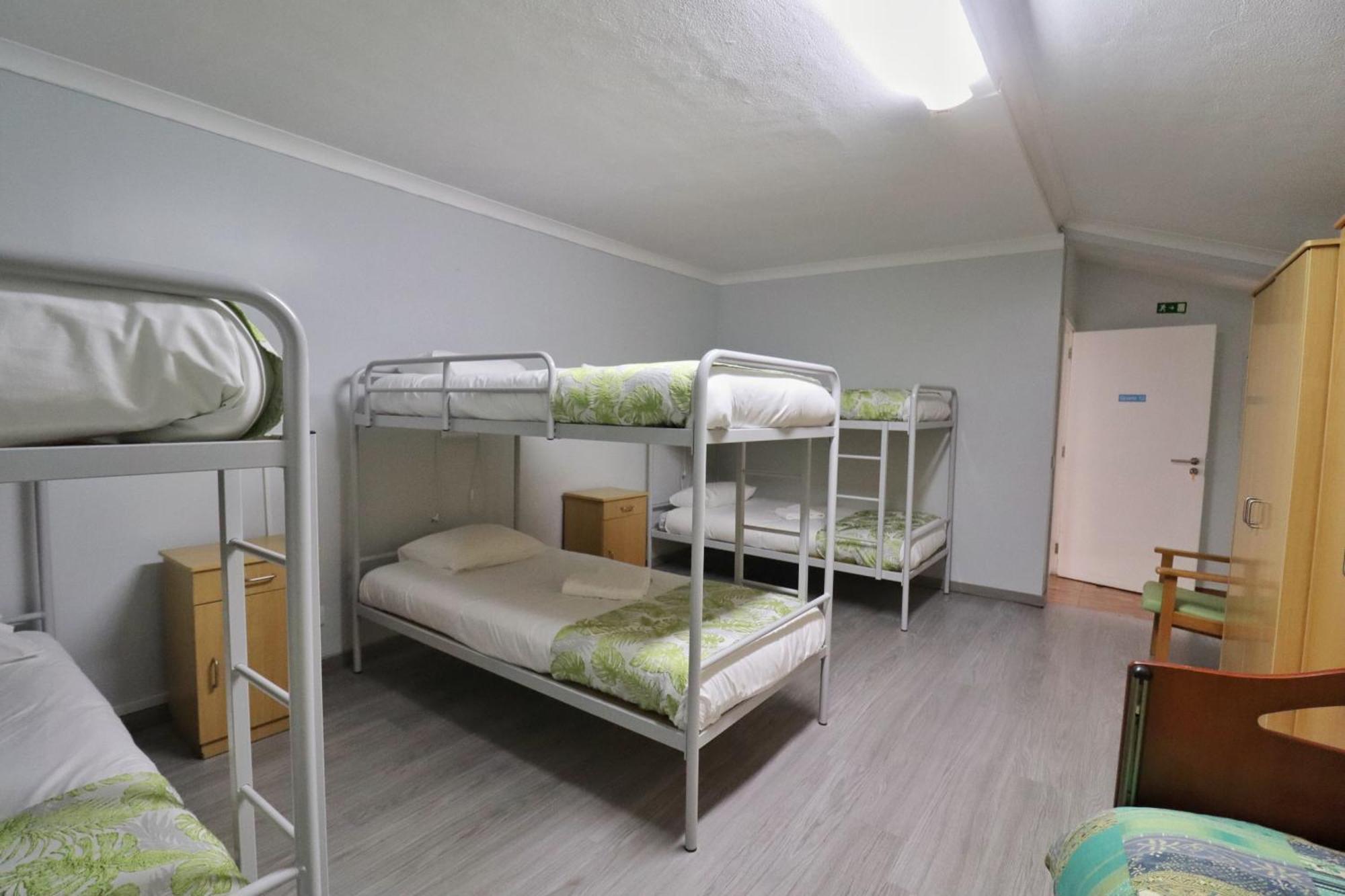 Hostel Jardins De Sao Luis Setubal Luaran gambar