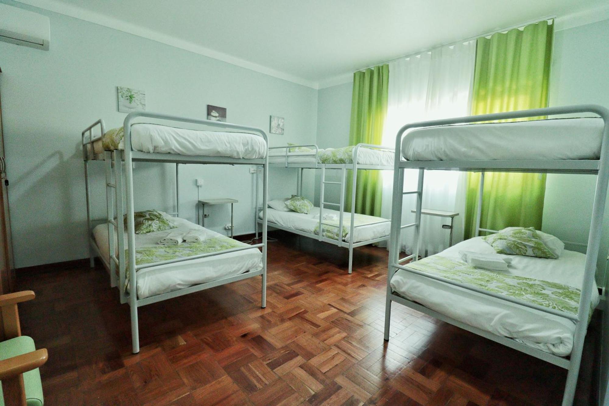 Hostel Jardins De Sao Luis Setubal Luaran gambar