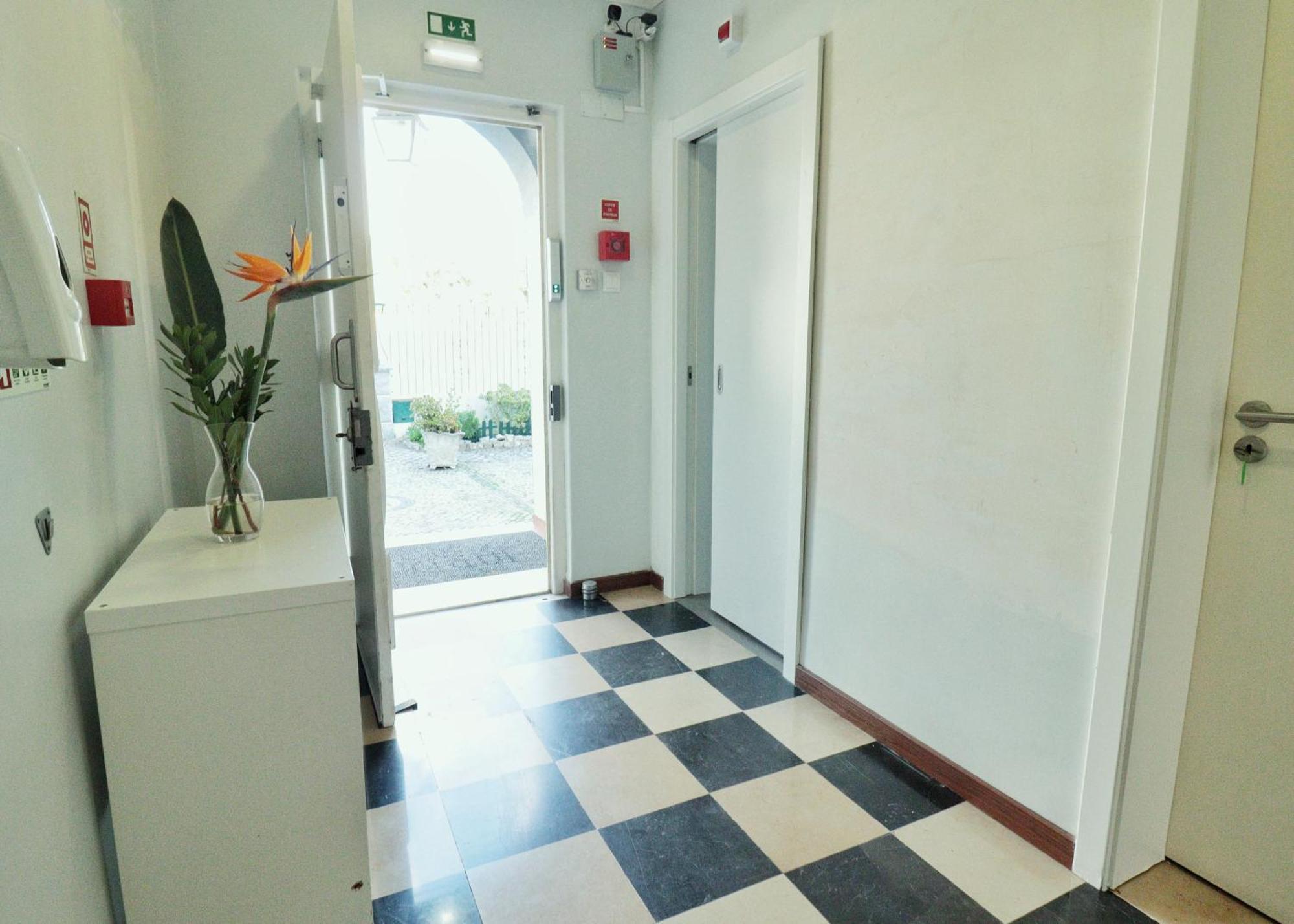 Hostel Jardins De Sao Luis Setubal Luaran gambar