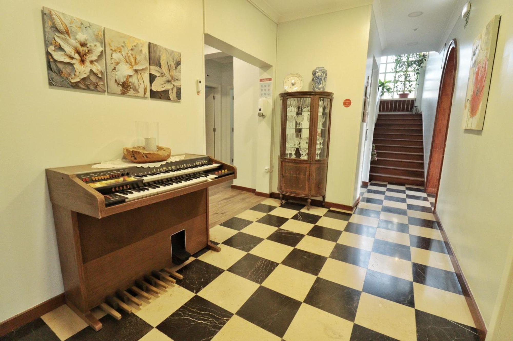 Hostel Jardins De Sao Luis Setubal Luaran gambar